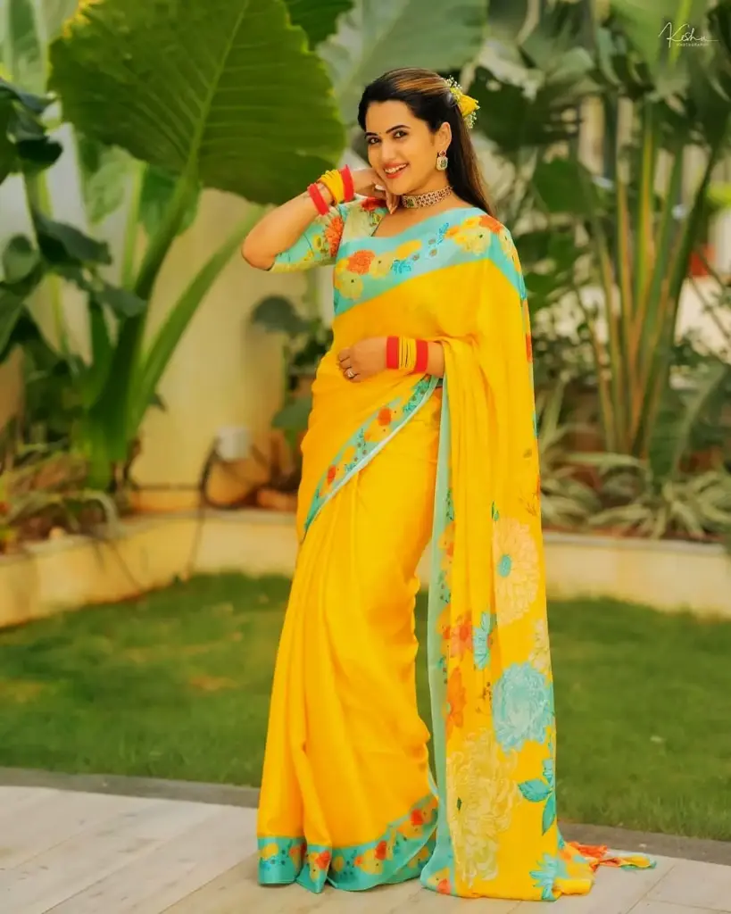 Solar Flare Linen Digital Print Saree. 