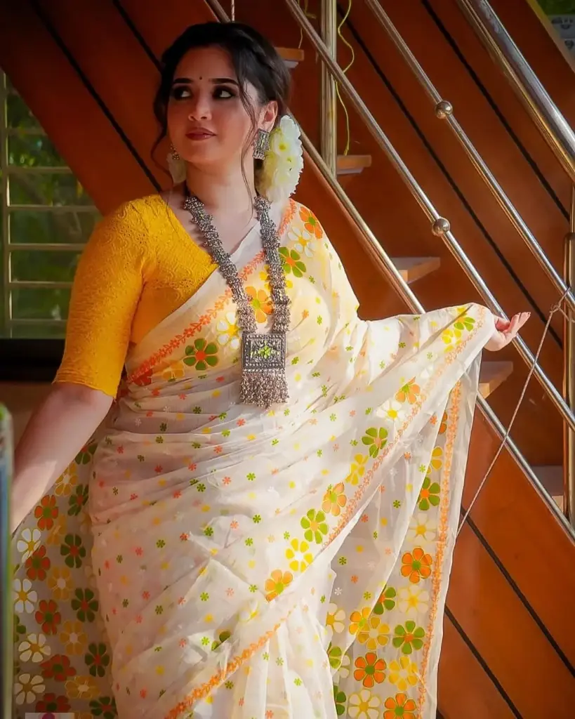 Yellow Lilly Linen Digital Print Saree.